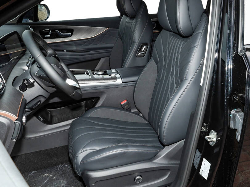 شيري تيجو 9 2025 الداخلية Front Seats