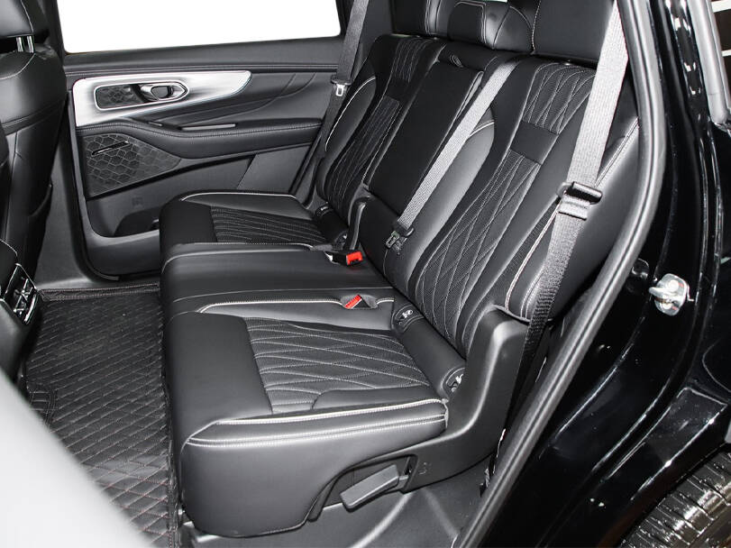 جي إيه سي GS8 الداخلية 